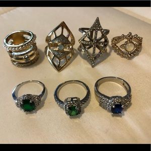 7 pc Charlotte Russe/Fragrant Jewels ring set